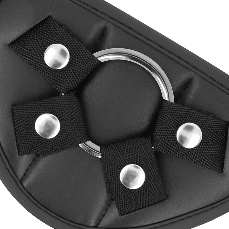 FETICHE SUMISO CYBER STRAP - ARNÉS CON DILDO Y BALA CONTROL REMOTO TECNOLOGÍA WATCHME M