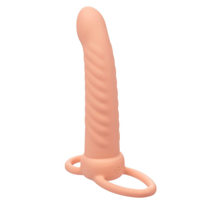 CALEXOTICS - MAXX RIBBED DUAL PENETRATOR 10 VIBRACIONES EN COLOR CARNE