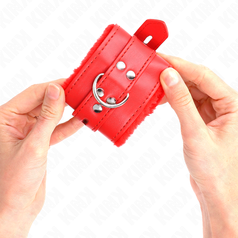 KINK - MUÑECA CON FORRO DE CUERO Y AGUJEROS CUADRADOS ROJOS CON CINTURÓN AJUSTABLE ROJO 17-29 CM X 6 CM