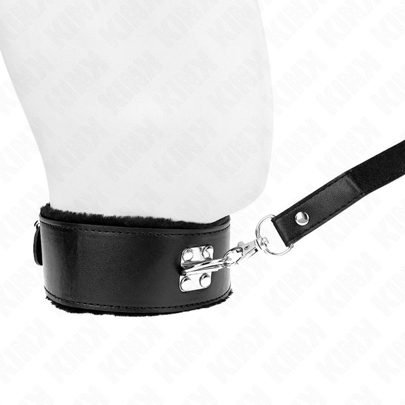 KINK - COLLAR 116 CM CON CORREA CON CLAVOS PLATEADOS MODELO 4 NEGRO AJUSTABLE 40-48 CM X 6 CM